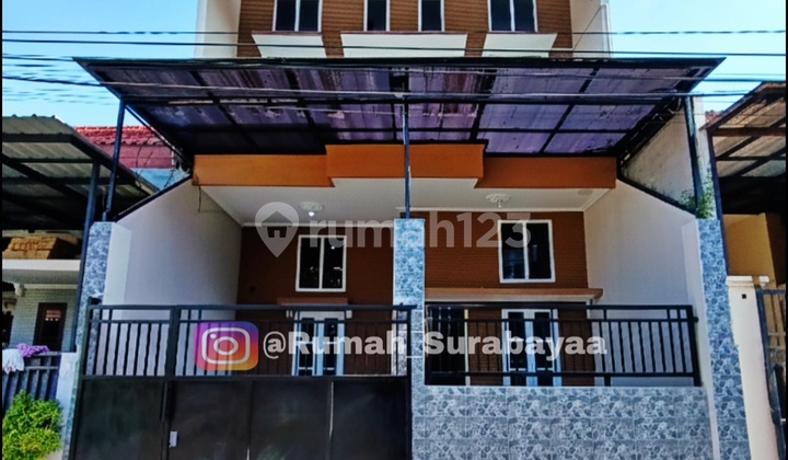 Rumah 2 Lantai Di Mulyosari Surabaya