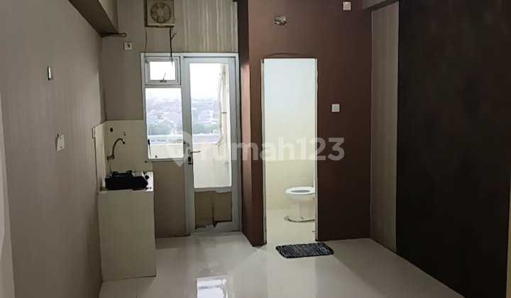 For Rent Empty Studio Grand Emerald Apartment