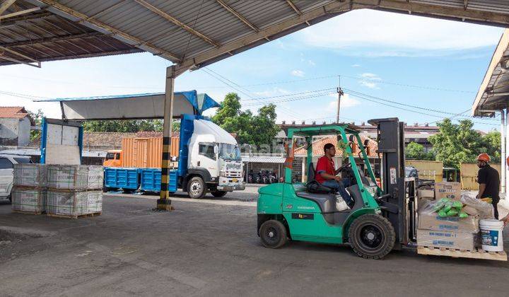 Sewa Gudang Sidoarjo, Logistik Merapat