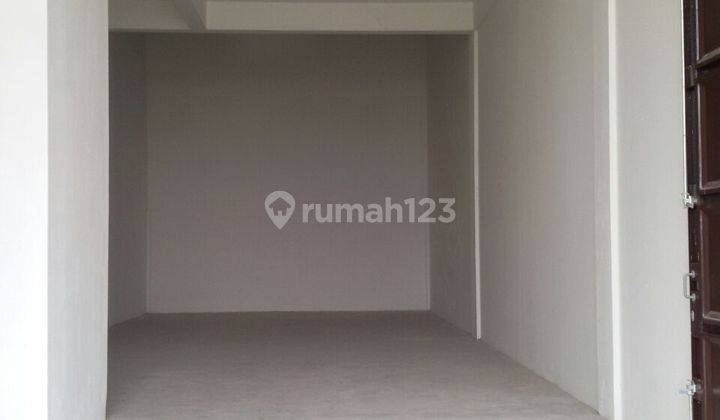 Disewakan Gudang Storage 100 Meter Dr Pintu Tol Cerme 5