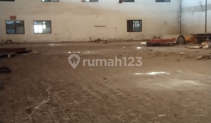 Large Strategic Warehouse - Pandaan, Pasuruan