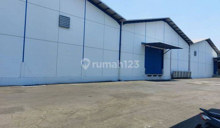 Sewa Gudang Baru Sidoarjo Ada Loading Dock 1