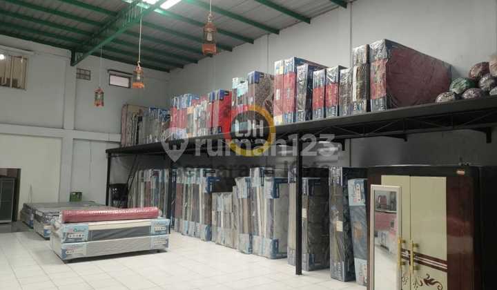 Business building in Bandungrejo 2