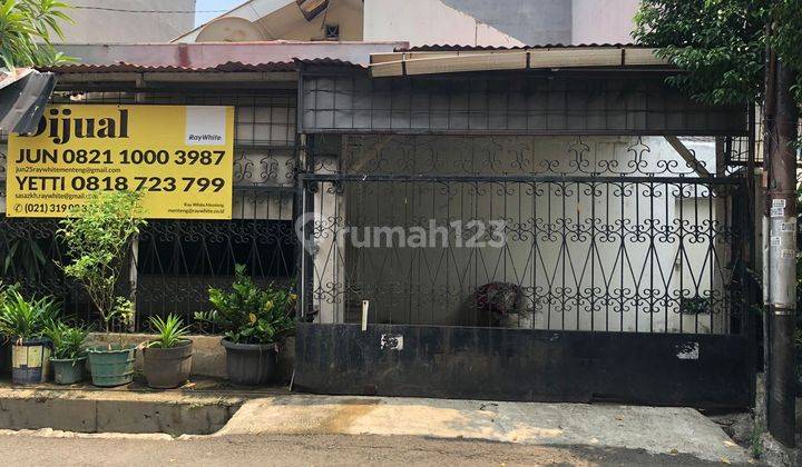 Rumah Tua di cideng di Jl Petojo III SHM Butuh Renovasi 2