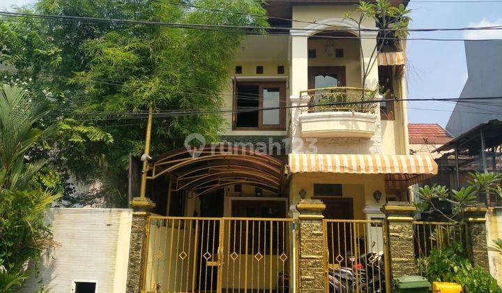 Rumah murah di pondok indah  Jl Pinang Nikel II SHM Utara 2