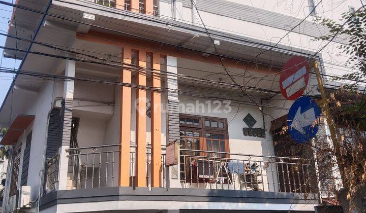 Rumah 3 Lantai Di Jl Rengas Kebayoran Baru Lt 135/Lb 300  Bagus Dan Murah 2