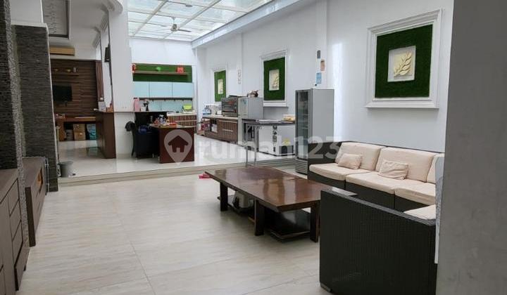 Selling Very Fast Ebony Golf PIK House Selling Very Fast Ebony Golf PIK House