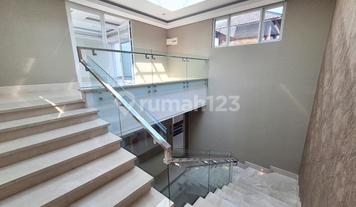 Dijual.rumah Mewah Pik.lokasi Favorite 2
