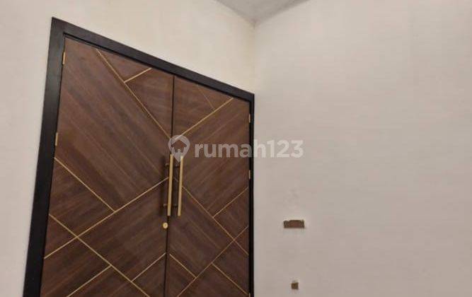 Dijual Rumah Tomang Siap Huni Lokasi Strategis 2