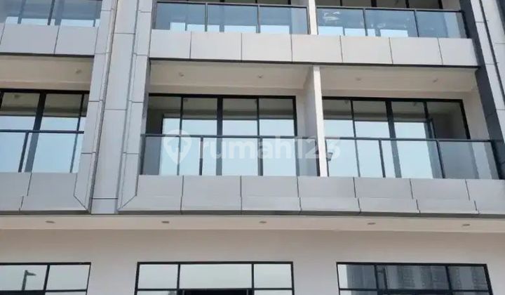 Disewakan segera rukan mega kuningan pik2 brandnew
