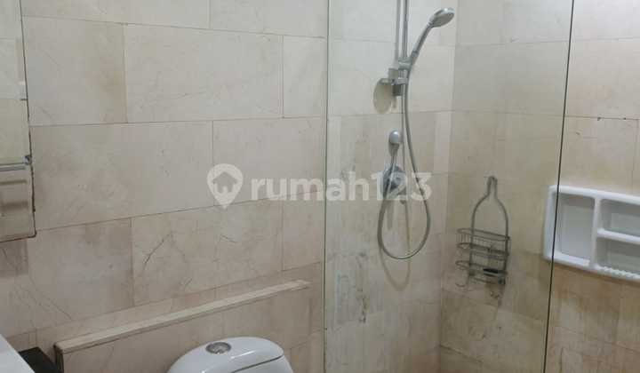 Royalle Springhill Luxury Golf View Apartment 2