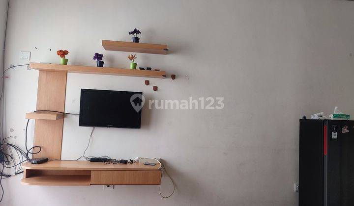 Studio Twr Orchid Green Pramuka Furnished Bagus Apartemen 1