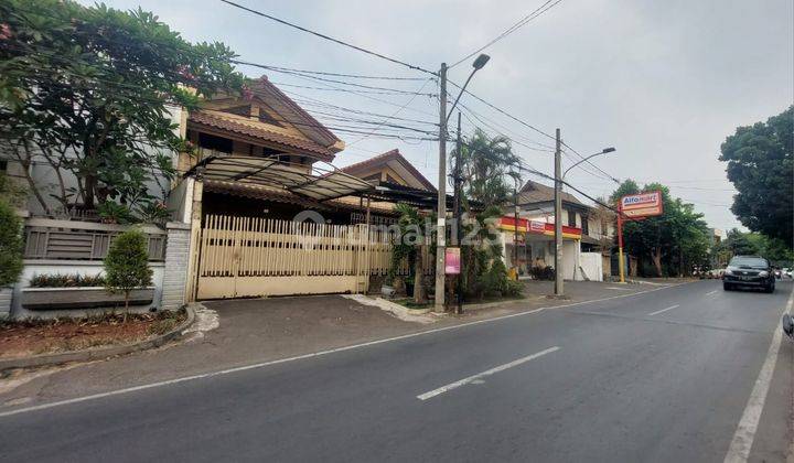 Rumah Bagus 2lt Pinggir Jalan Daerah Stategis Harga Murah Cocok Invest 2