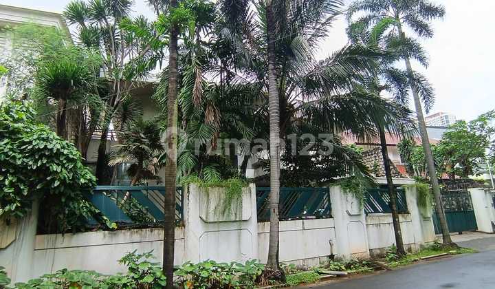 Luxury 2-Story House on Jl Permata Hijau Boulevard, Kby Lama, South Jakarta 2