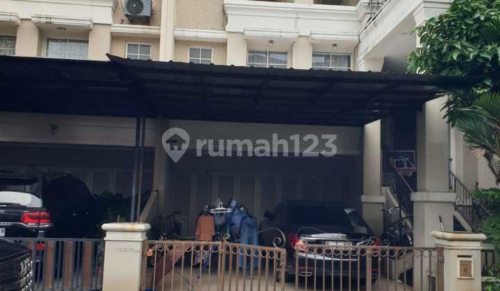 Rumah Lama di Perum Gading Grande Residence Kelapa Gading Jakarta Utara