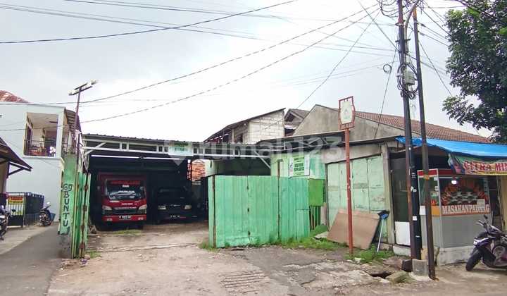 Gudang Komersil di Jl Amd X Petukangan Utara Jakarta Selatan Gudang Komersil di Jl Amd X Petukangan Utara Jakarta Selatan