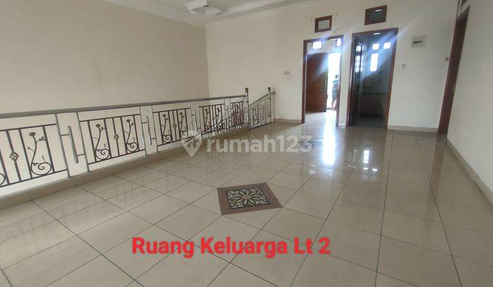 Rumah nyaman dan Asri di komplek 2