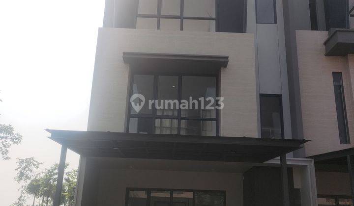 Rumah 3 Lantai Di Jakarta Barat 2