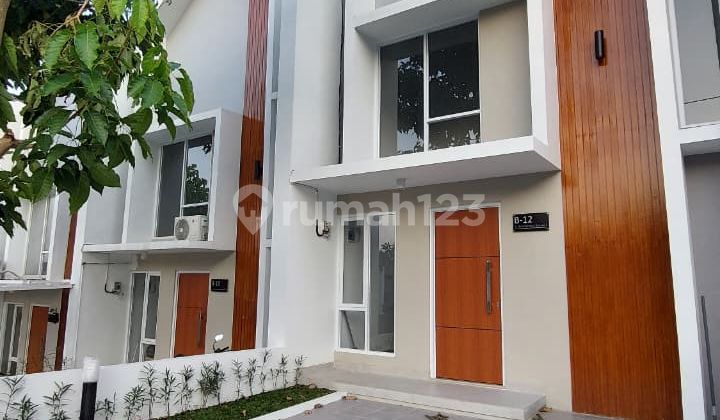 Rumah 2 Lantai Best View di Siranda Terrace Tembalang Semarang 1