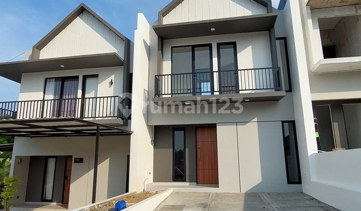 Dijual Rumah Best View Depan Taman Ditembalang Semarang 2