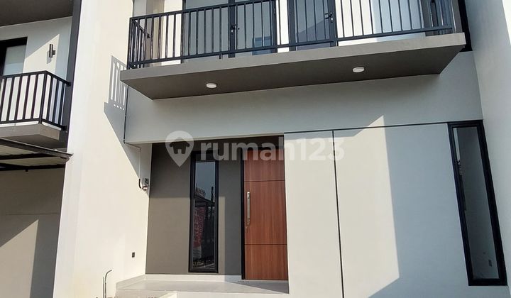 Dijual Rumah Best View Depan Taman Ditembalang Semarang 1