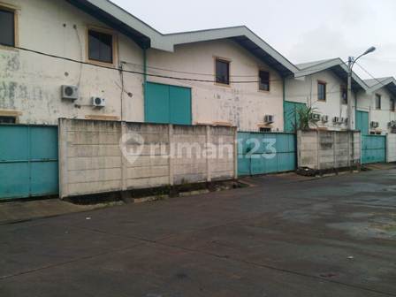 Kapuk Kamal Cengkareng 40 Ft Container Flood Free