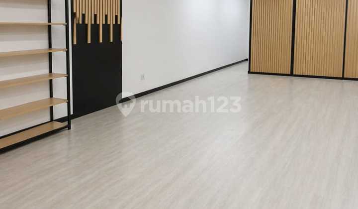 Quick Mrs. 2-Story Shop House Mekar Utama Good Position 1