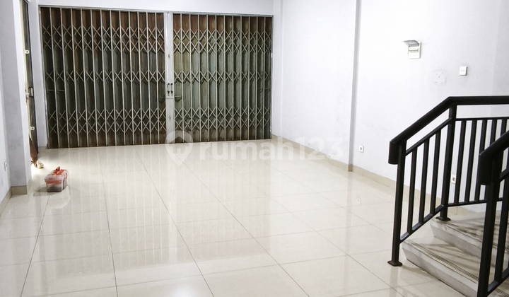 Disewakan Ruko 3lt Di Msquare Cibaduyut