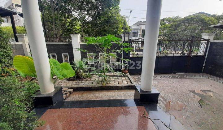 Jual Rumah 2lt Lux Bagus Di Batununggal Indah Model White House  2