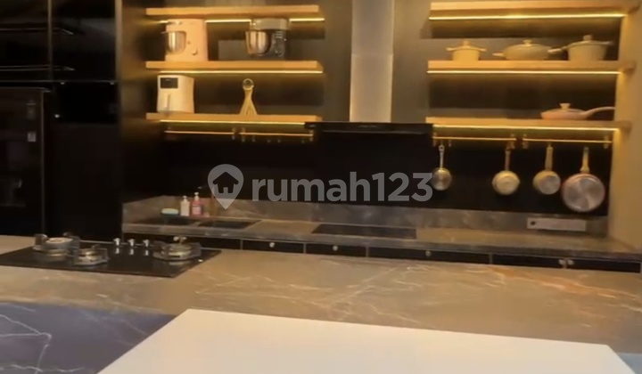 Jual Rumah 2lt Kondisi 70% Cocok Utk Rmh Tinggal Villa Dll Jual Rumah 2lt Kondisi 70% Cocok Utk Rmh Tinggal Villa Dll