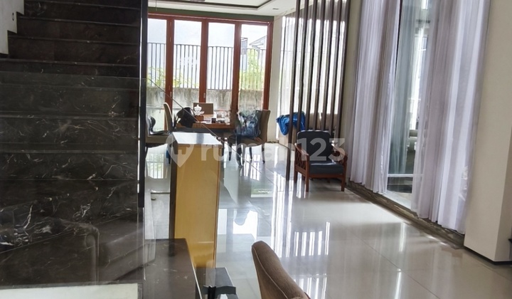 Jual Rumah Lux 3Lt di Komplek Mekar Wangi(Tmu)Siap Huni