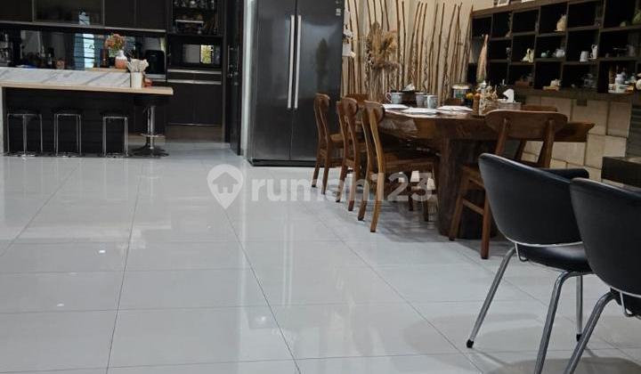 Jual Rumah Minimalis 2Lt di Setraduta Hegar 2