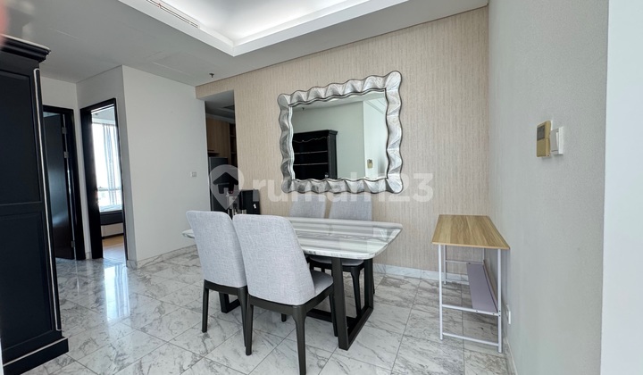 For Rent The Peak Sudirman Residence 2 Bedrooms Fully Furnished. Excellent Location. 2