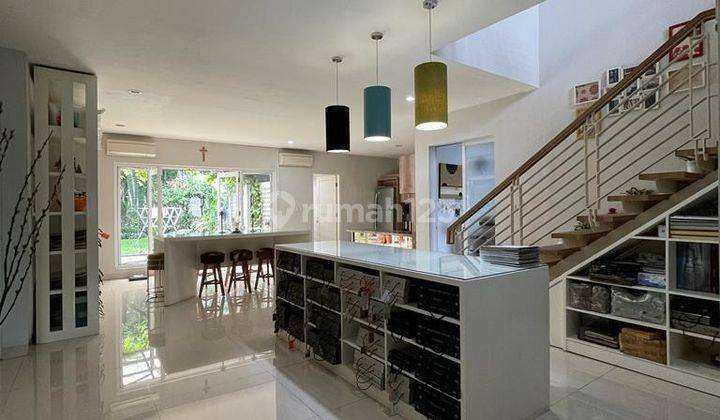 Rumah Asri Terawat, Daerah Tenang Bintaro Sektor 3 Lokasi Oke .sz 5