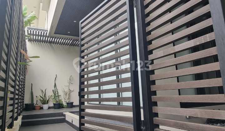 Rumah Baru Mewah Full Renovasi Bagus Siap Huni At Sutera Victoria 10