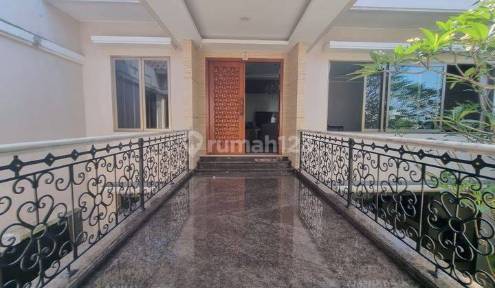 Rumah Mewah Siap Huni Full Renov Lokasi Cakep Row Jl Sangat Lebar 1