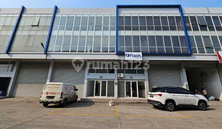 Gudang Siap Pakai Area Kompleks Pergudangan Duta Indah Sentoha Gudang Siap Pakai Area Kompleks Pergudangan Duta Indah Sentoha