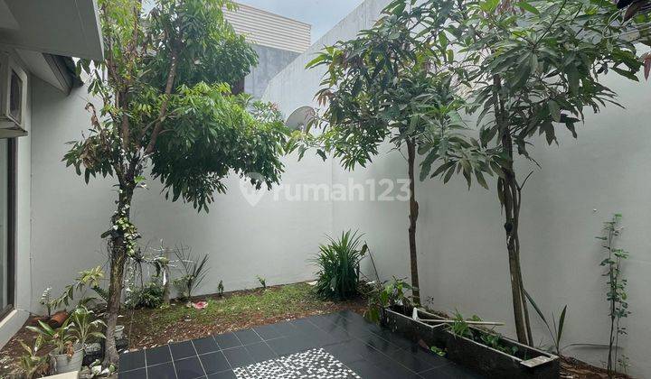 Rumah Minimalis 2 Lantai di The Icon Bsd City Full Furnished  1