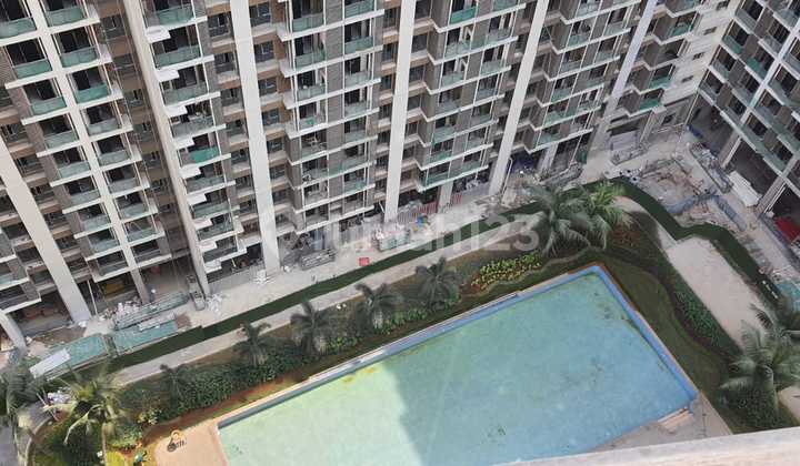 APARTMENT SKY HOUSE BSD Tower Jervois Fully Furnished Pool View