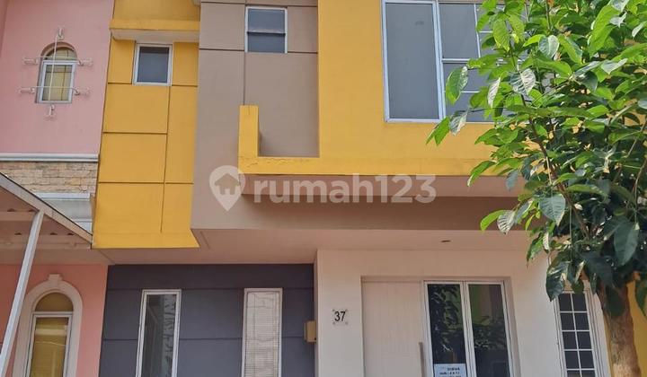 DIJUAL/DISEWAKAN RUMAH MALIBU VILLAGE, GADING SERPONG DIJUAL/DISEWAKAN RUMAH MALIBU VILLAGE, GADING SERPONG