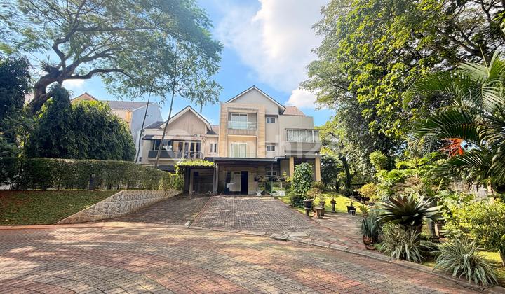 DELATINOS HOUSE BSD Luxury Design Exclusive Area Very Serene DELATINOS HOUSE BSD Luxury Design Exclusive Area Very Serene