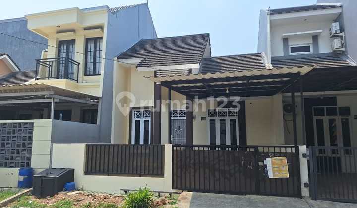 FOR SALE, AFFORDABLE HOUSE IN BARLERIA GADING SERPONG HOUSING ESTATE