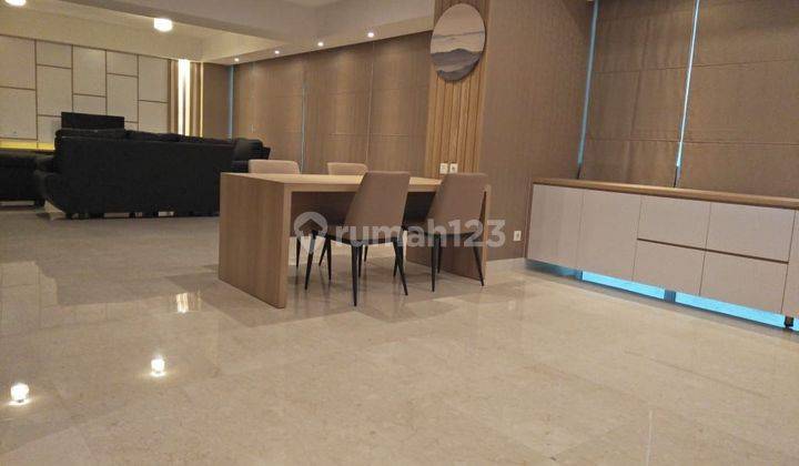Penthouse U residence 2 