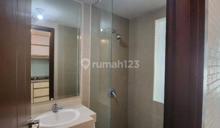  Apartemen U Residence studio Furnished lokasi strategis 2