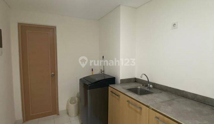  Apartemen Hillcrest Furnished 2 BR dkt uph 2