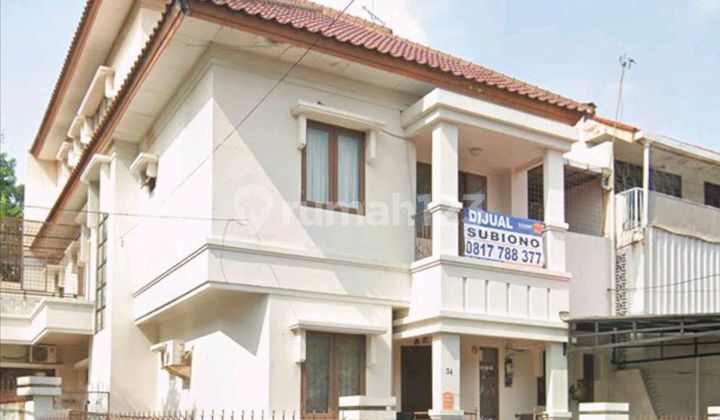 Rumah Hook di Taman Sari, Jakarta Barat