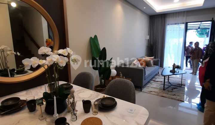 Cluster Terakhir Di Jakarta Barat, By Intiland