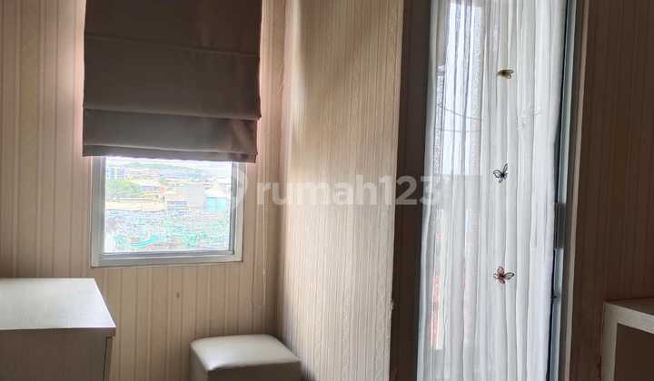 Green Bay Apartment 1 BR Semi Furnished Nice