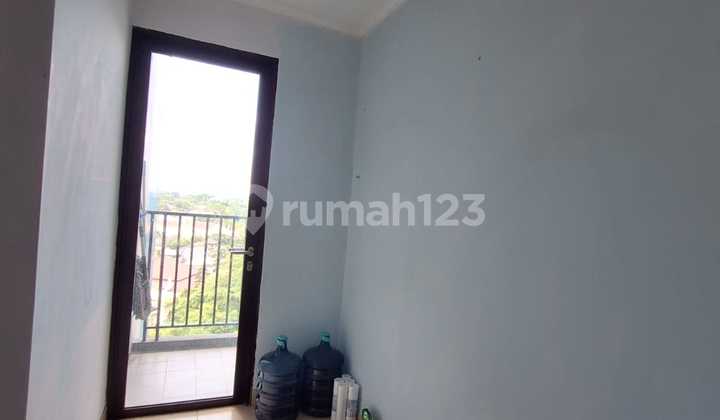 Apartemen Hamptons 3 Beds Murah 2
