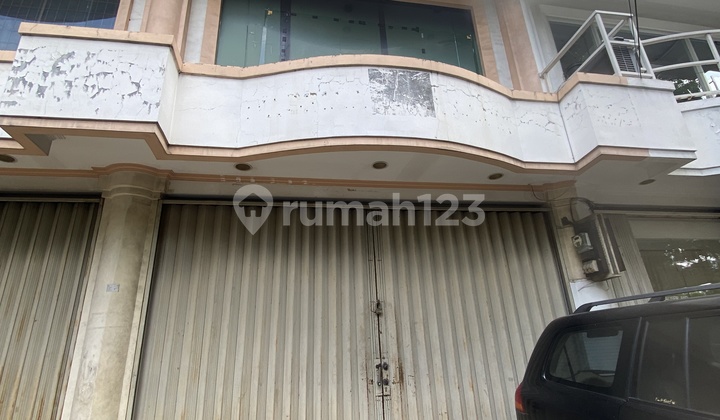 Nice Ready-to-Use Shop House Near Mayestik Kebayoran Baru 1